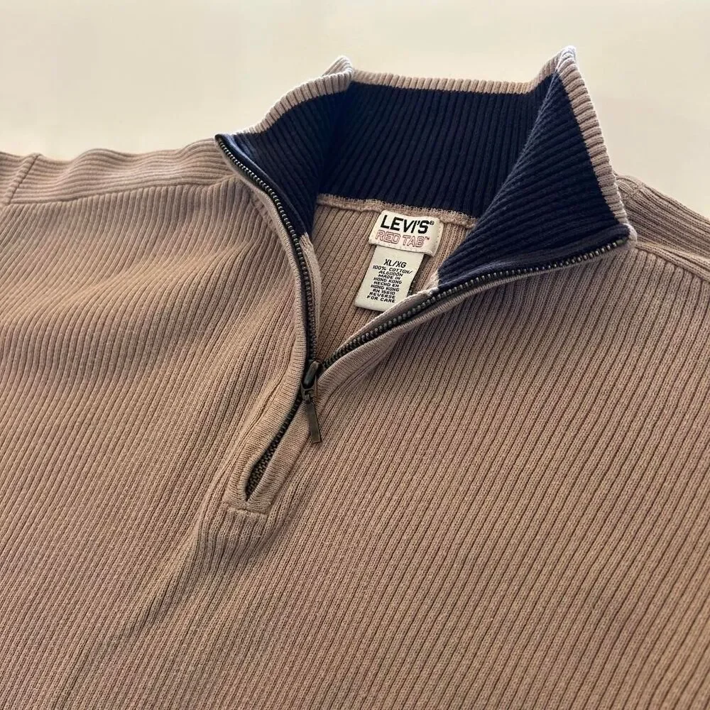 Levi-s Men's Brown and Tan Jumper